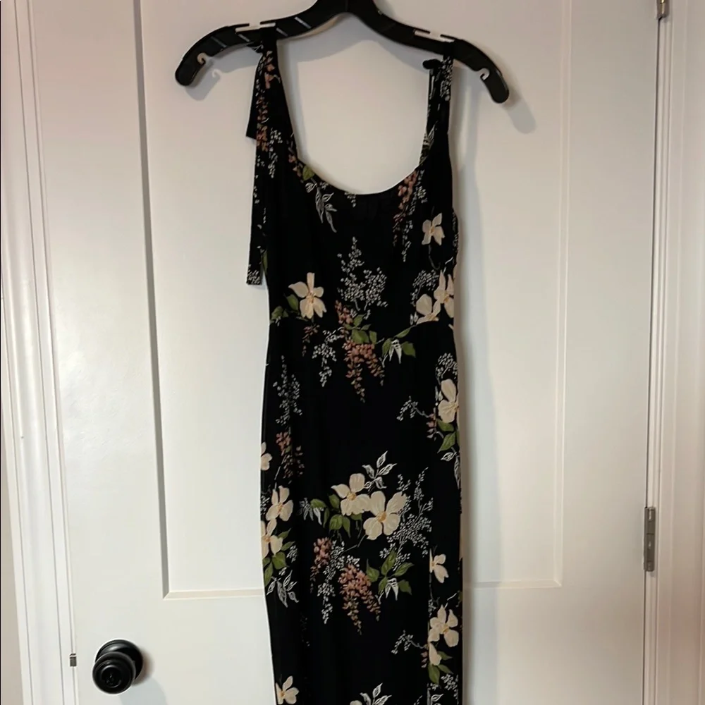 Reformation Floral Black Dress (0) - Picture 2 of 5